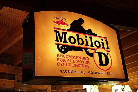 MOBILOIL "D" - click to enlarge